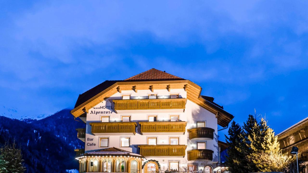 B&B Hotel Alpenrose Rooms & Apartments Valles Ngoại thất bức ảnh